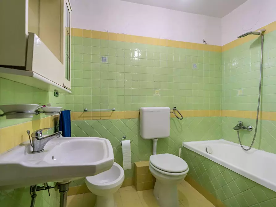 Immagine 60 di Appartamento in vendita  in Via Case Trifirò 9 a Monreale