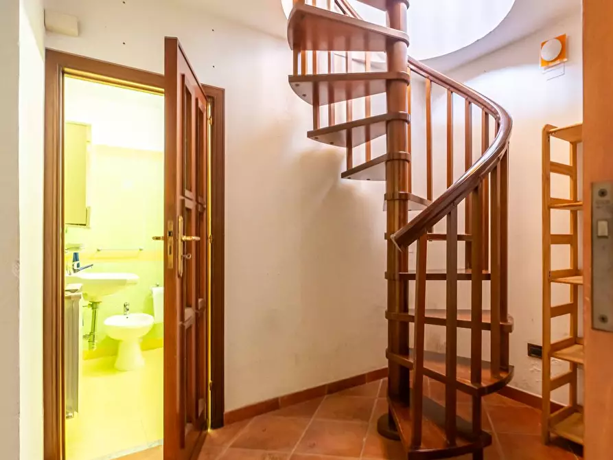 Immagine 62 di Appartamento in vendita  in Via Case Trifirò 9 a Monreale