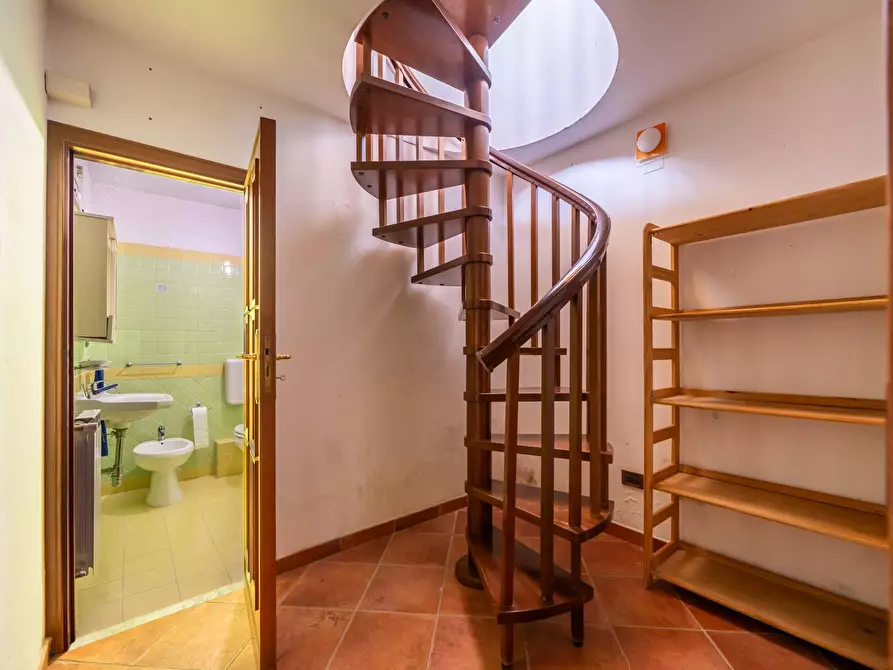 Immagine 65 di Appartamento in vendita  in Via Case Trifirò 9 a Monreale