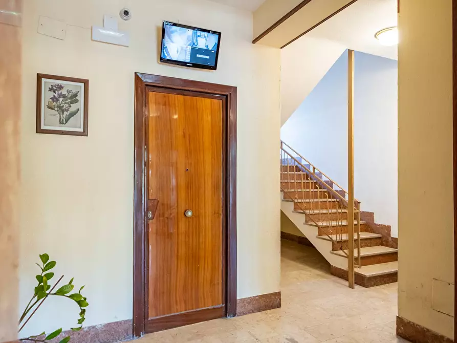 Immagine 8 di Appartamento in vendita  in Via Giuseppe Ingegneros 96 a Palermo