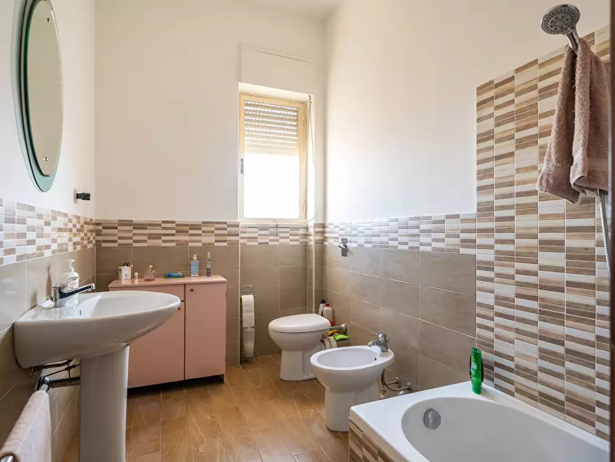 Immagine 25 di Appartamento in vendita  in Via Giuseppe Ingegneros 96 a Palermo