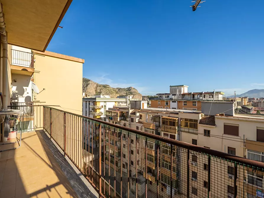 Immagine 49 di Appartamento in vendita  in Via Giuseppe Ingegneros 96 a Palermo