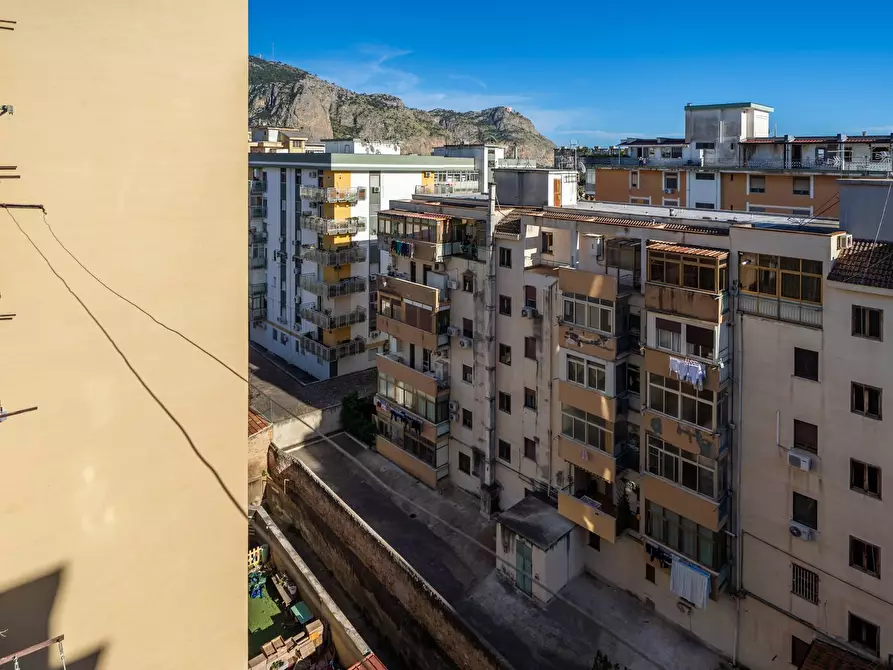 Immagine 54 di Appartamento in vendita  in Via Giuseppe Ingegneros 96 a Palermo
