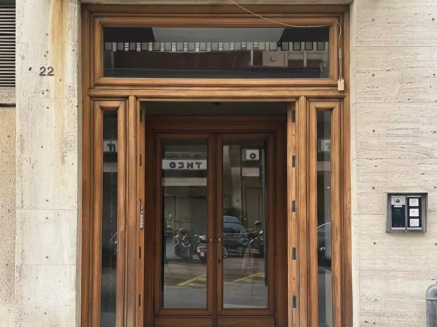 Immagine 3 di Appartamento in vendita  in Via Francesco Lo Jacono 22 a Palermo