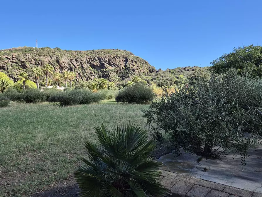 Immagine 11 di Villa in vendita  in Via Lago snc a Pantelleria