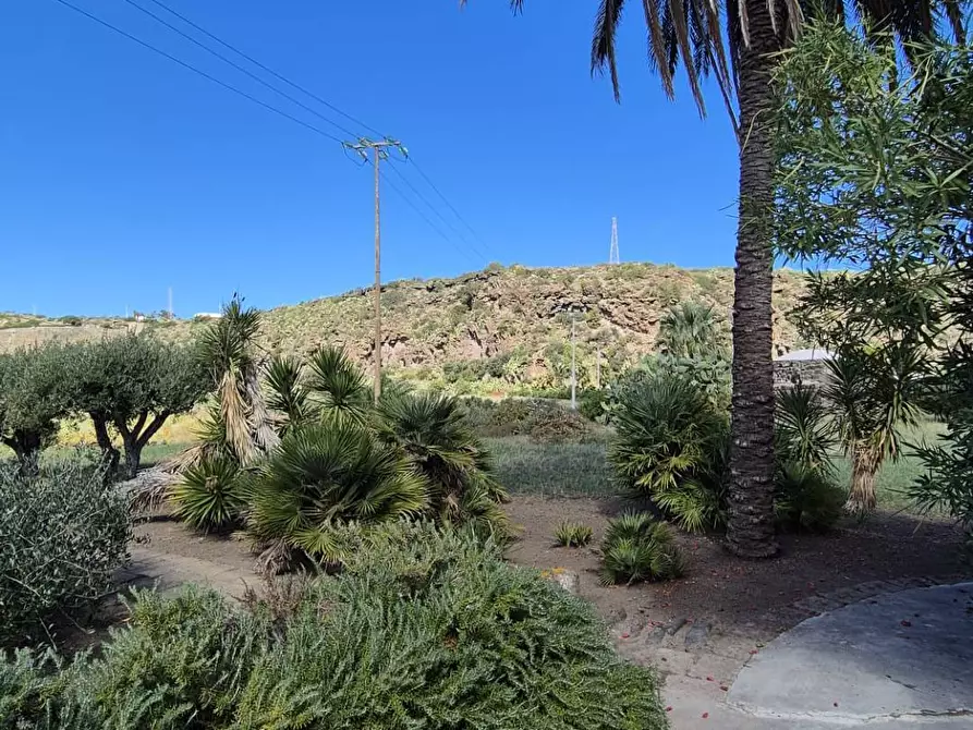 Immagine 18 di Villa in vendita  in Via Lago snc a Pantelleria
