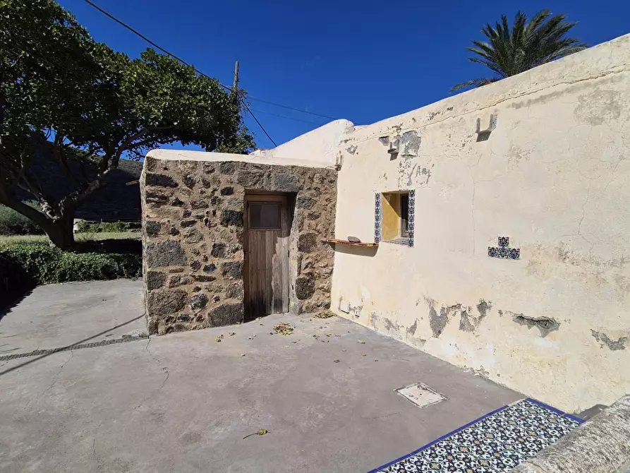 Immagine 20 di Villa in vendita  in Via Lago snc a Pantelleria