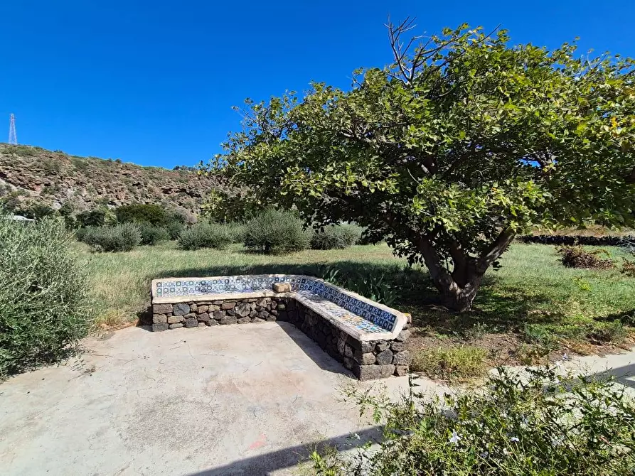 Immagine 33 di Villa in vendita  in Via Lago snc a Pantelleria