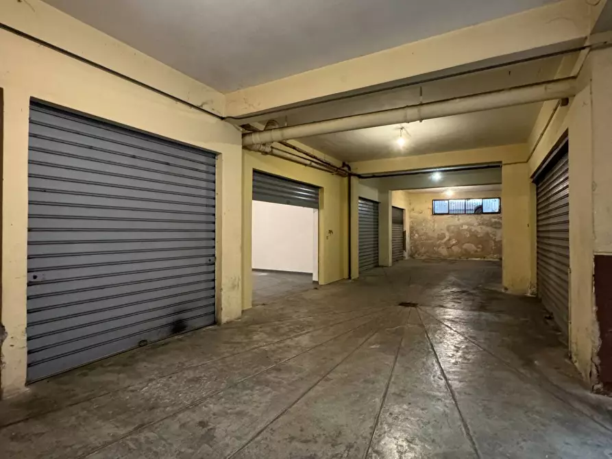 Immagine 1 di Box auto in vendita  in Corso Pietro Pisani 184 a Palermo