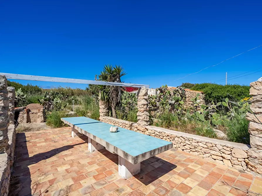 Immagine 29 di Villa in vendita  in Strada di Ponente snc a Lampedusa E Linosa
