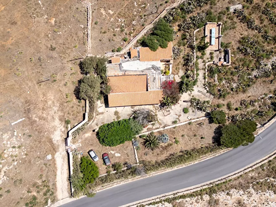 Immagine 62 di Villa in vendita  in Strada di Ponente snc a Lampedusa E Linosa