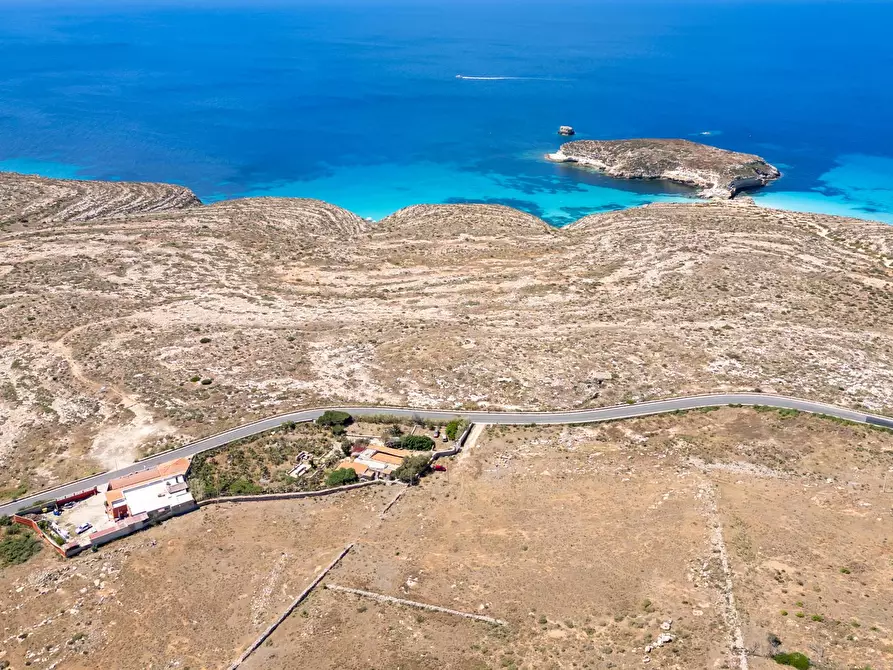 Immagine 67 di Villa in vendita  in Strada di Ponente snc a Lampedusa E Linosa