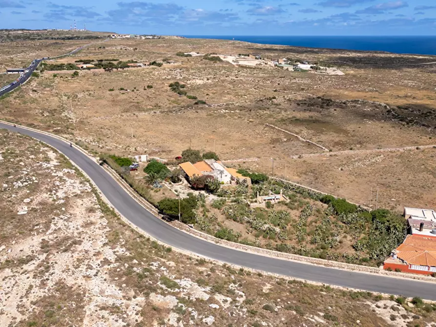 Immagine 72 di Villa in vendita  in Strada di Ponente snc a Lampedusa E Linosa