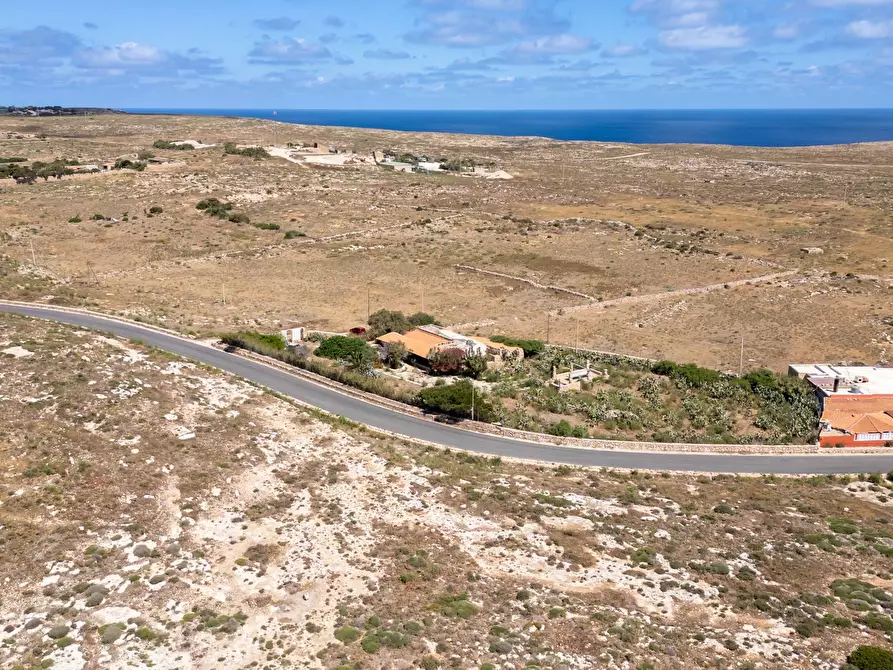 Immagine 91 di Villa in vendita  in Strada di Ponente snc a Lampedusa E Linosa