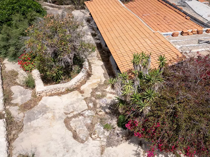 Immagine 101 di Villa in vendita  in Strada di Ponente snc a Lampedusa E Linosa
