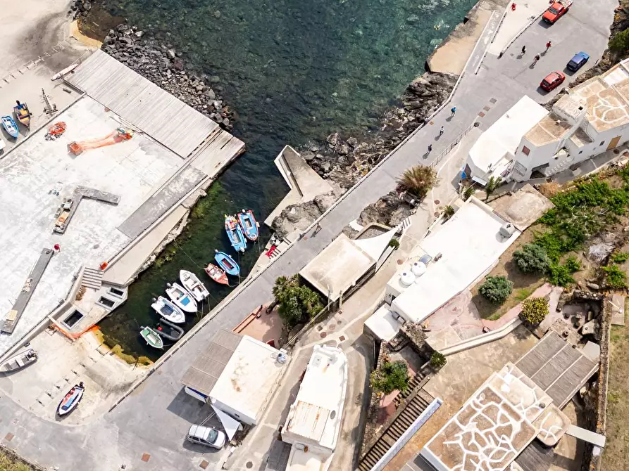 Immagine 59 di Casa indipendente in vendita  in Località Gadir 1 a Pantelleria