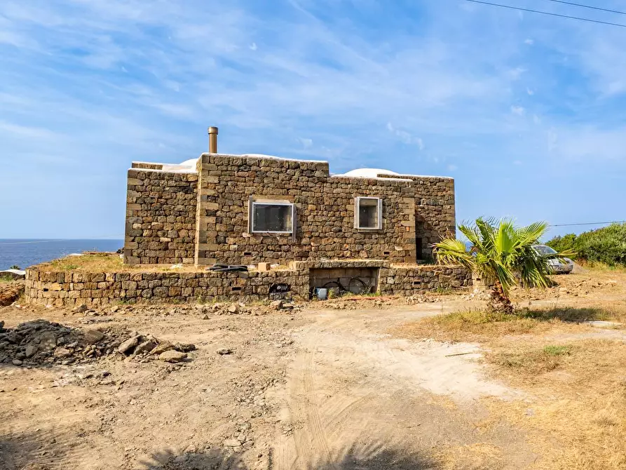 Immagine 6 di Casa indipendente in vendita  in Via Lago 1 a Pantelleria