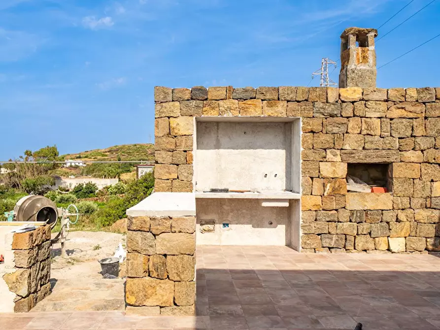 Immagine 15 di Casa indipendente in vendita  in Via Lago 1 a Pantelleria