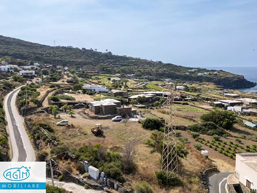 Immagine 69 di Casa indipendente in vendita  in Via Lago 1 a Pantelleria