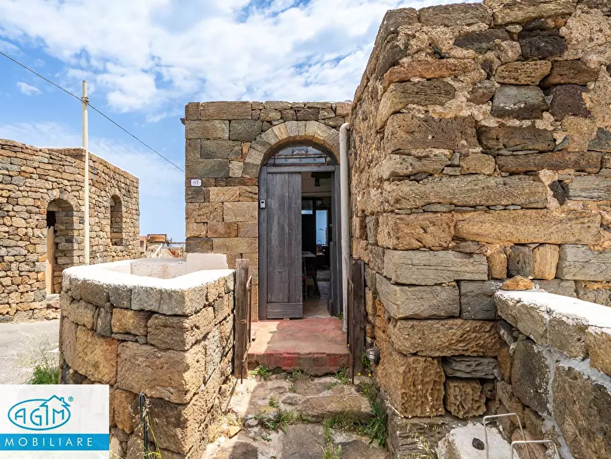 Immagine 6 di Villa in vendita  in Kania 97 a Pantelleria