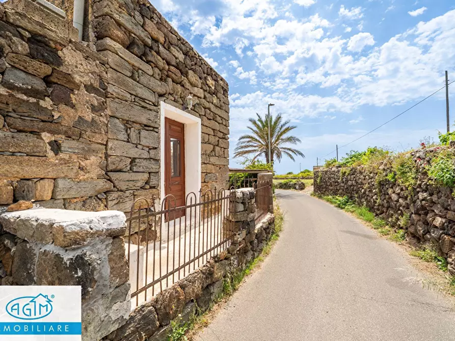 Immagine 7 di Villa in vendita  in Kania 97 a Pantelleria