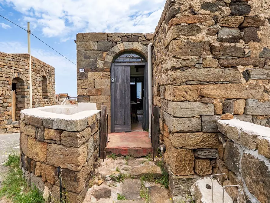 Immagine 8 di Villa in vendita  in Kania 97 a Pantelleria