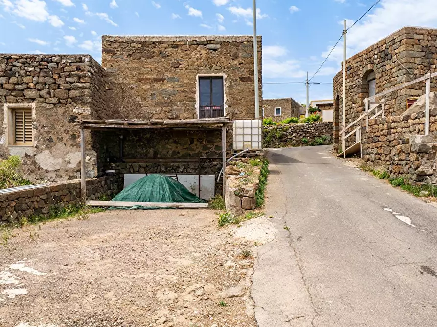 Immagine 14 di Villa in vendita  in Kania 97 a Pantelleria