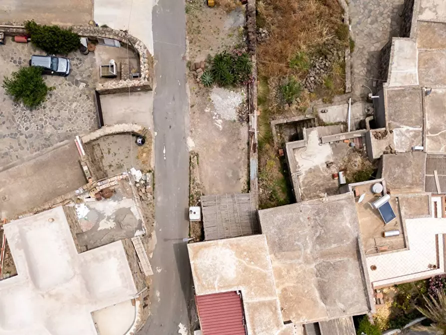 Immagine 38 di Villa in vendita  in Kania 97 a Pantelleria