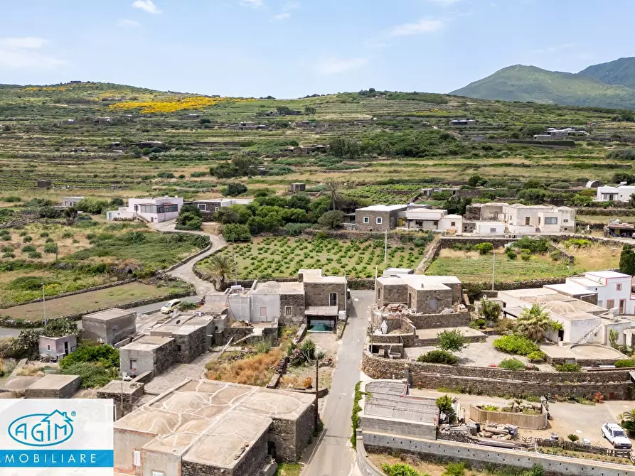 Immagine 51 di Villa in vendita  in Kania 97 a Pantelleria