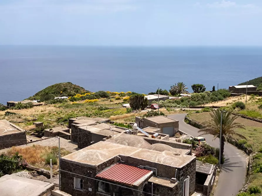 Immagine 57 di Villa in vendita  in Kania 97 a Pantelleria