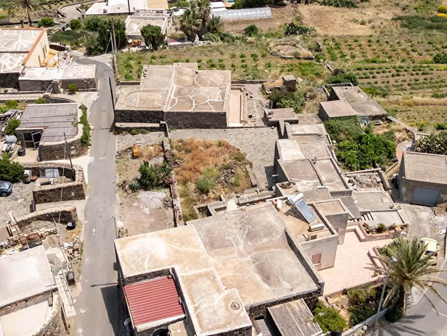 Immagine 61 di Villa in vendita  in Kania 97 a Pantelleria