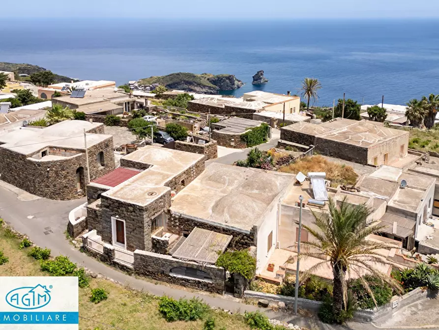 Immagine 63 di Villa in vendita  in Kania 97 a Pantelleria