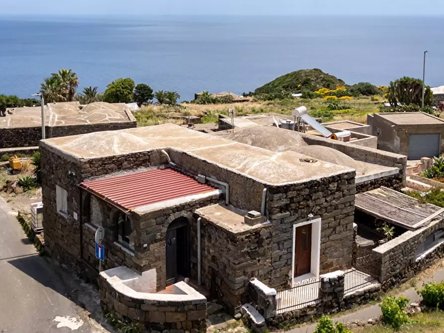 Immagine 65 di Villa in vendita  in Kania 97 a Pantelleria