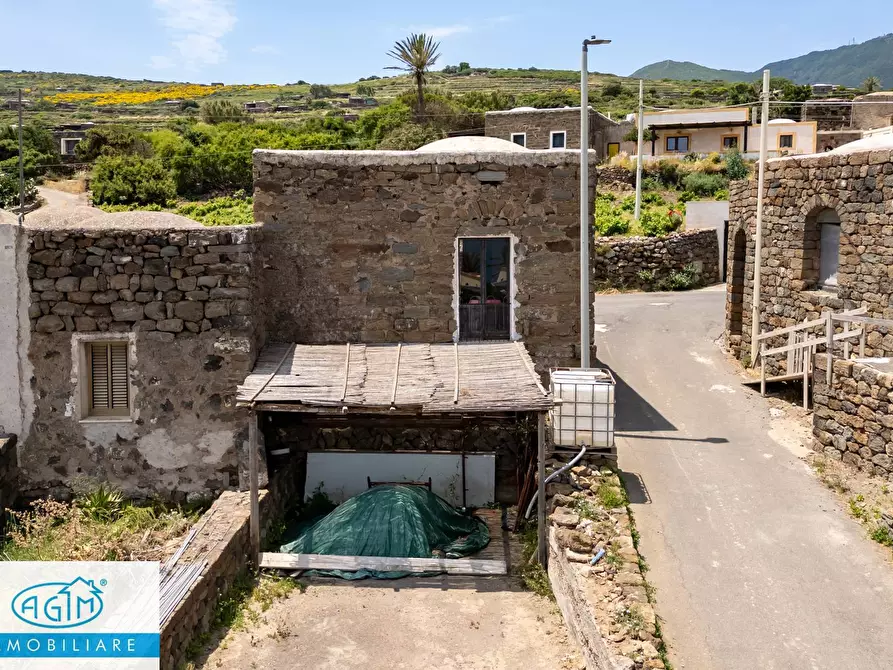 Immagine 67 di Villa in vendita  in Kania 97 a Pantelleria
