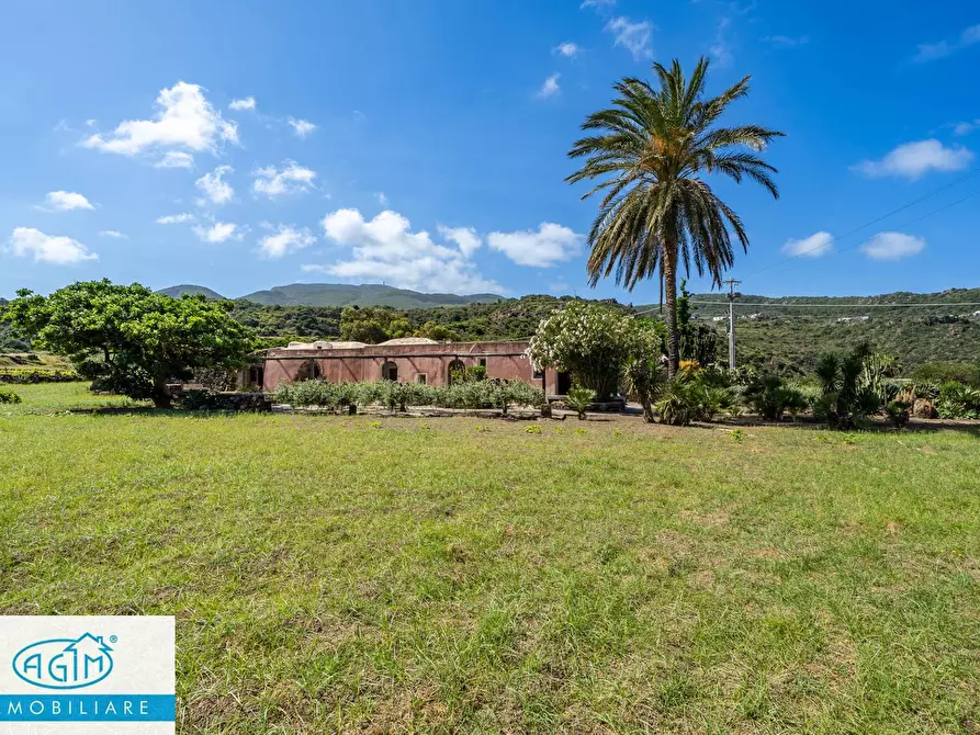 Immagine 7 di Villa in vendita  in Via Lago snc a Pantelleria