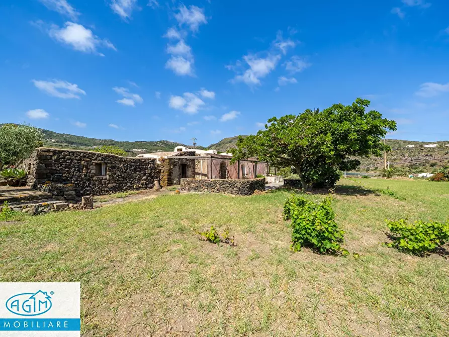 Immagine 9 di Villa in vendita  in Via Lago snc a Pantelleria