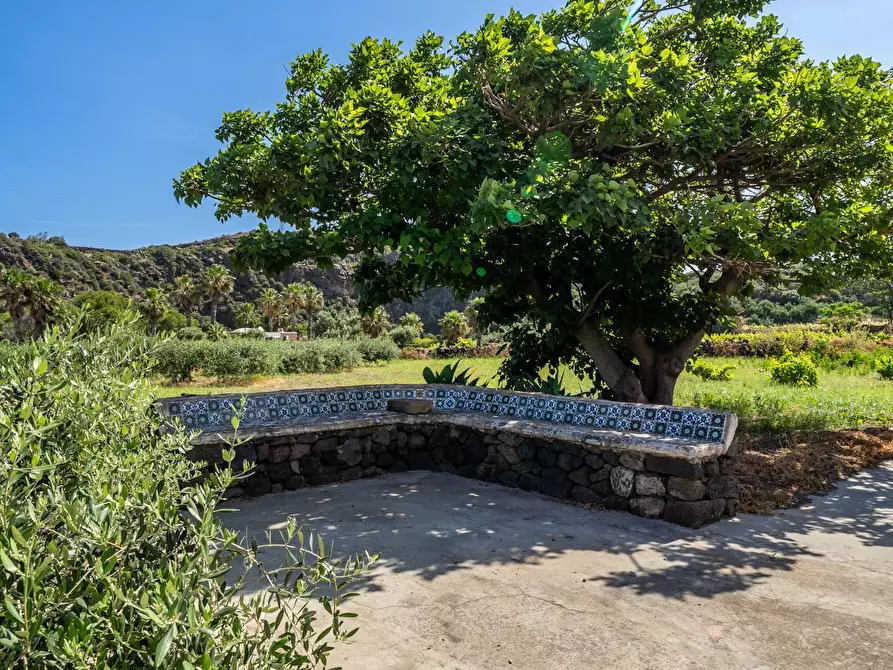 Immagine 18 di Villa in vendita  in Via Lago snc a Pantelleria