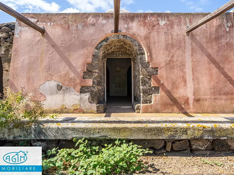 Immagine 21 di Villa in vendita  in Via Lago snc a Pantelleria
