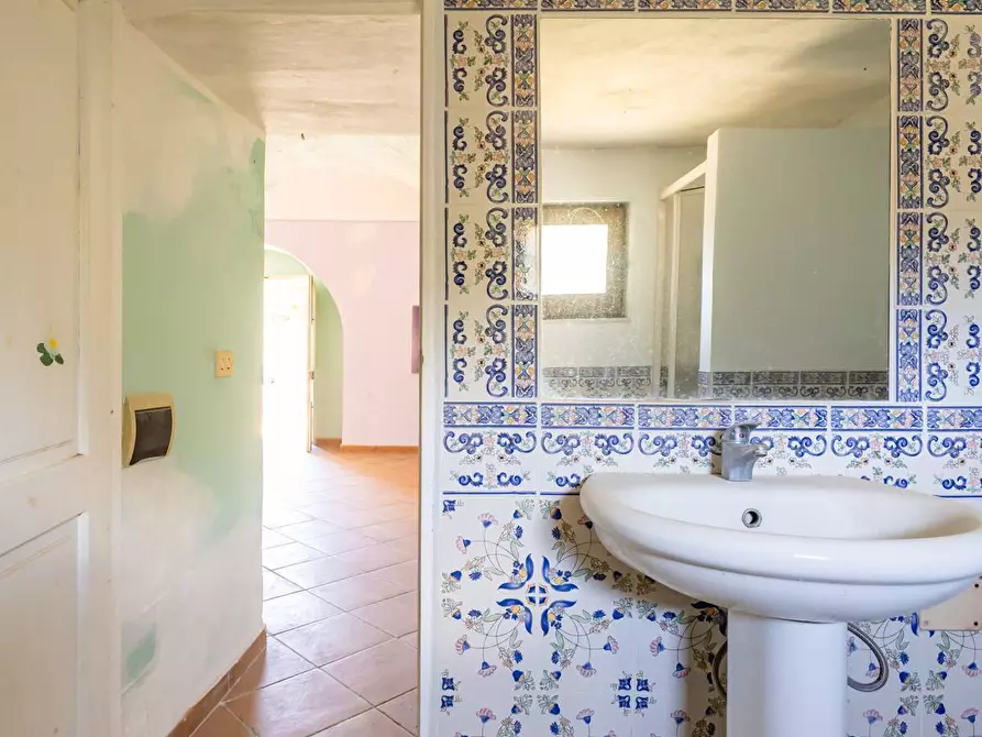 Immagine 39 di Villa in vendita  in Via Lago snc a Pantelleria