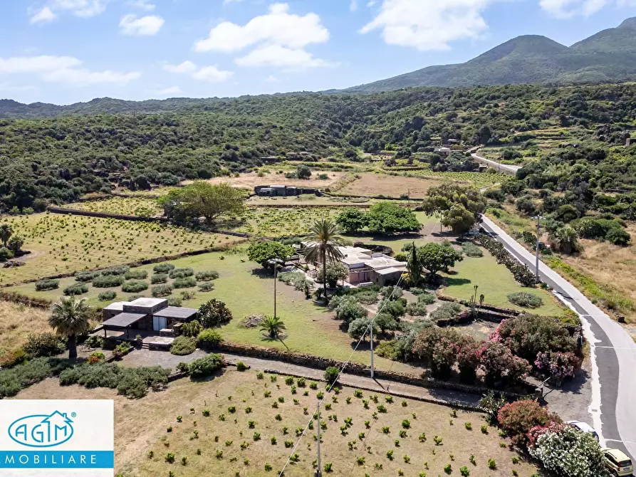 Immagine 60 di Villa in vendita  in Via Lago snc a Pantelleria