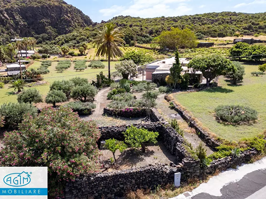 Immagine 67 di Villa in vendita  in Via Lago snc a Pantelleria