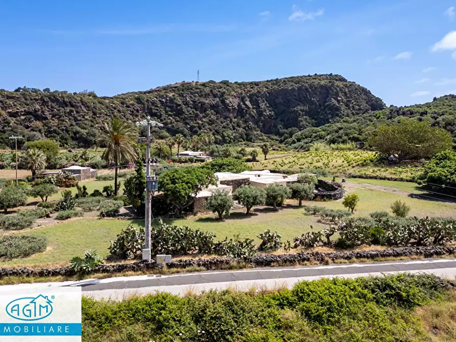Immagine 68 di Villa in vendita  in Via Lago snc a Pantelleria
