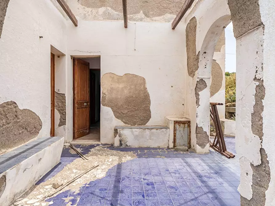 Immagine 21 di Villa in vendita  in Contrada Kartibucale snc a Pantelleria