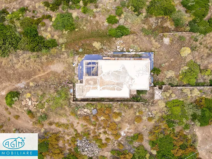 Immagine 35 di Villa in vendita  in Contrada Kartibucale snc a Pantelleria