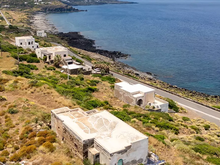 Immagine 40 di Villa in vendita  in Contrada Kartibucale snc a Pantelleria