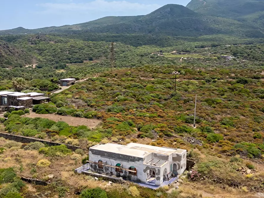 Immagine 50 di Villa in vendita  in Contrada Kartibucale snc a Pantelleria