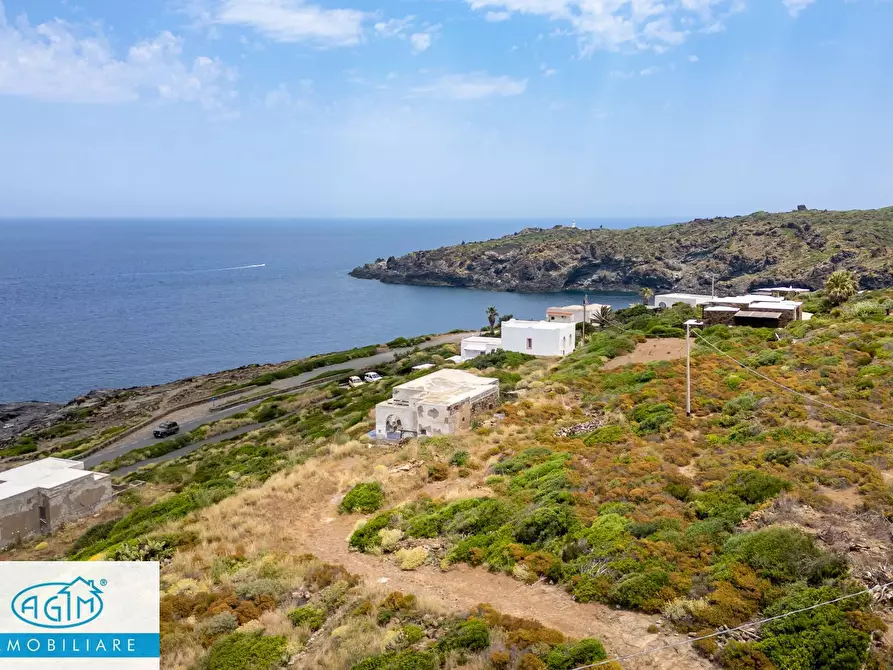 Immagine 56 di Villa in vendita  in Contrada Kartibucale snc a Pantelleria
