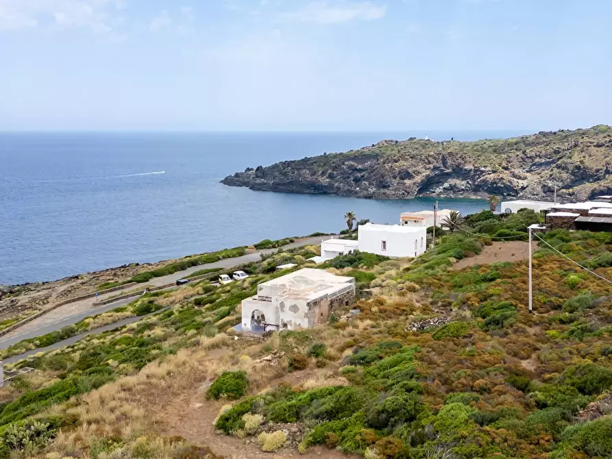 Immagine 57 di Villa in vendita  in Contrada Kartibucale snc a Pantelleria