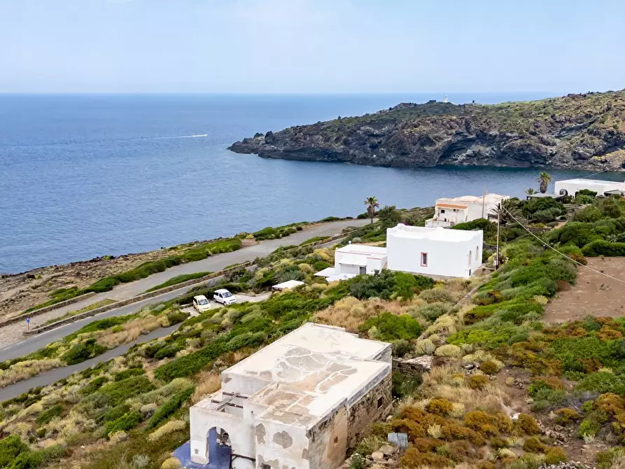 Immagine 58 di Villa in vendita  in Contrada Kartibucale snc a Pantelleria