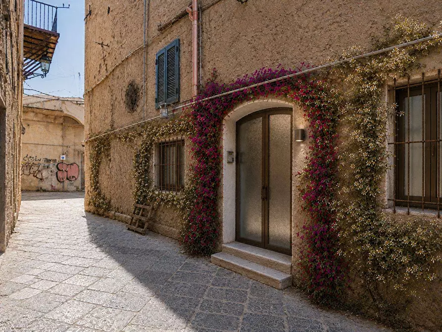 Immagine 1 di Appartamento in vendita  in Via Principe Di Resuttana 4 a Palermo